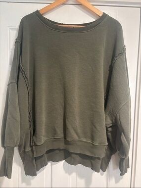 We The Free | Camden Olive Green Distressed Raw-Edge Pullover Sweatshirt